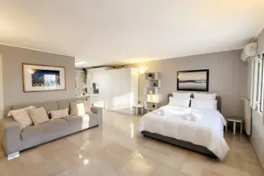 Bianca - Luxury Penthouse holiday home in Bari, Puglia